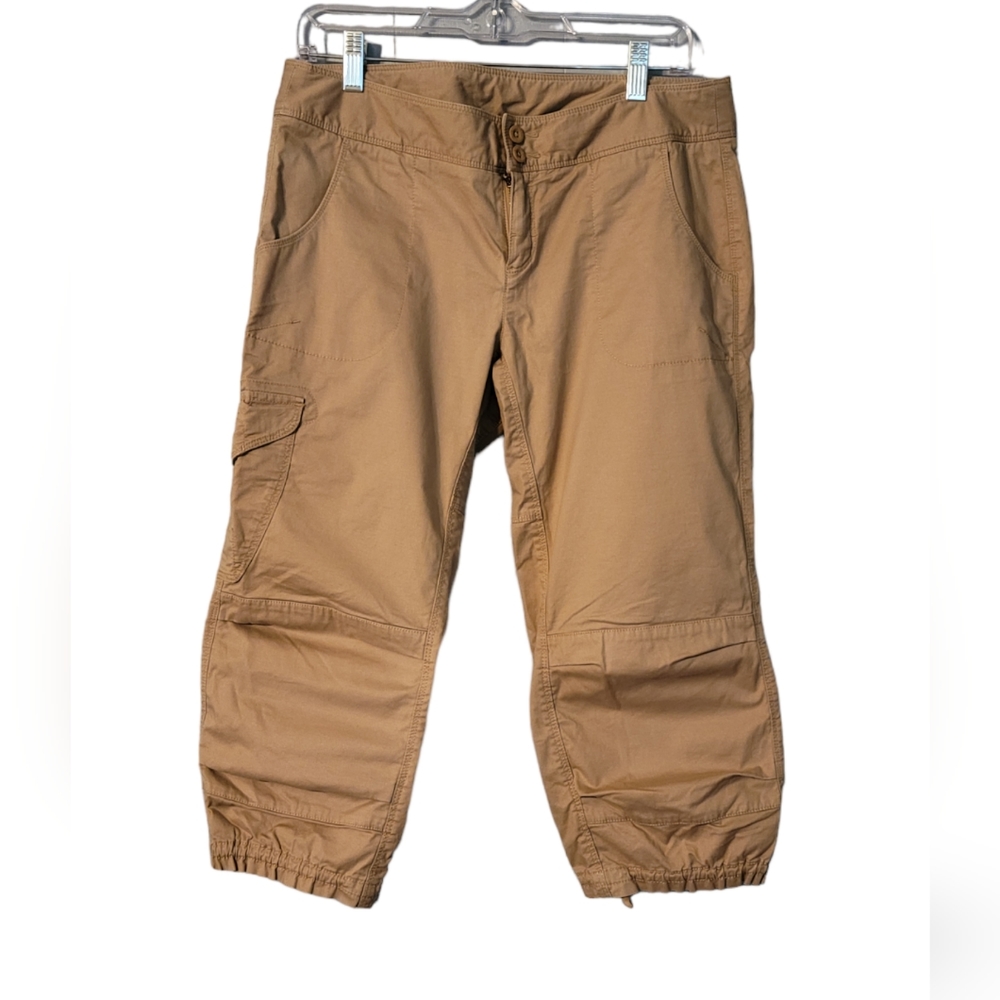 The North Face Women's Khaki Cargo Capri Pants Size 8